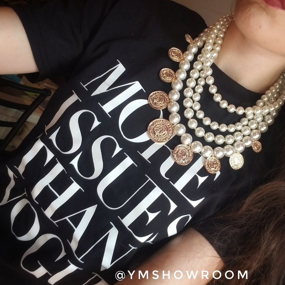 T-shirt "More Issues Than Vogue" NWT - Picture 2 of 5